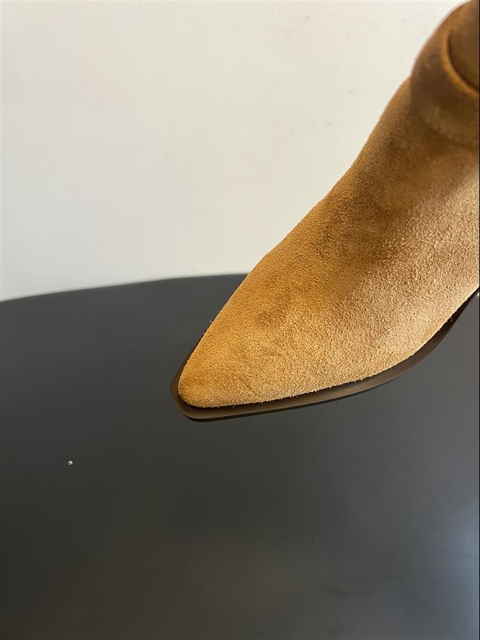 20251128174646773 380